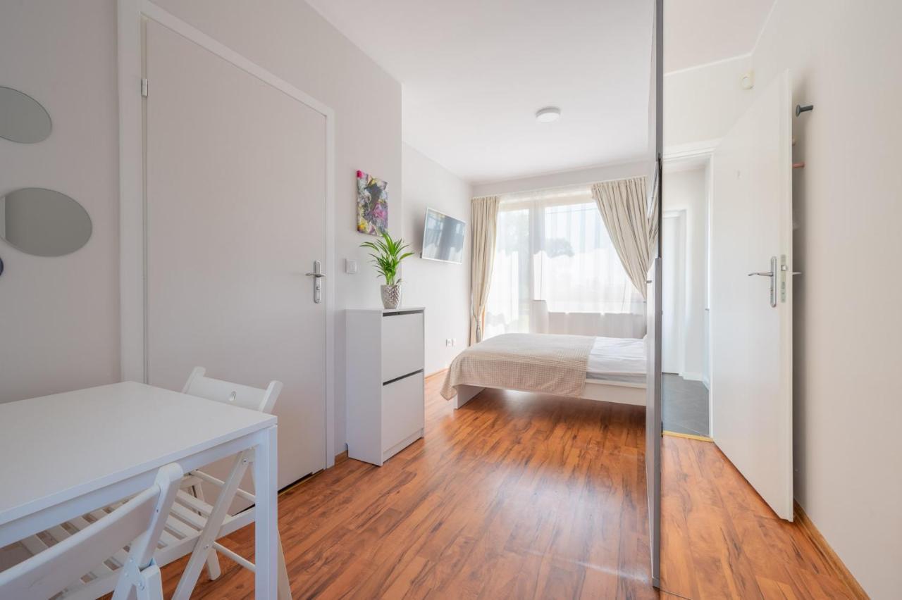Seaesta Darlowo - Komfortowe Pokoje I Apartamenty Exterior foto